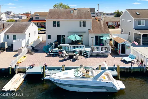 3424 Thistle Ave, Toms River, NJ 08753