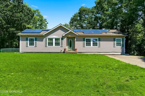 601 7th Ave, Toms River, NJ 08757