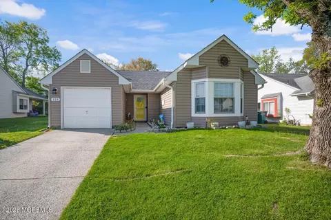 119 Mohican Ln, Little Egg Harbor, NJ 08087