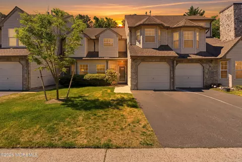 4202 Norma Pl, Toms River, NJ 08755