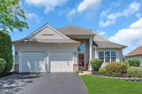 12 Neville Ct, Manchester, NJ 08759