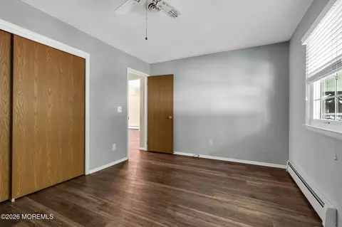 Bedroom - 31 Millbrook Ct, Toms River, NJ 08757 photo 2 of 2