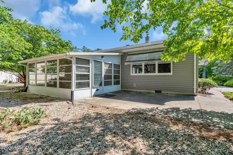 Exterior - 31 Millbrook Ct, Toms River, NJ 08757 photo 14 of 16