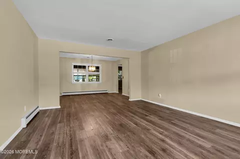 Living - 31 Millbrook Ct, Toms River, NJ 08757 photo 1 of 8