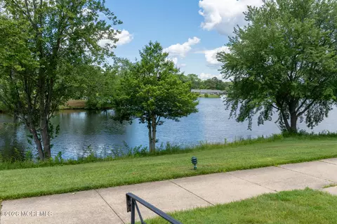 106 Edinburgh Ln # C, Lakewood, NJ 08701