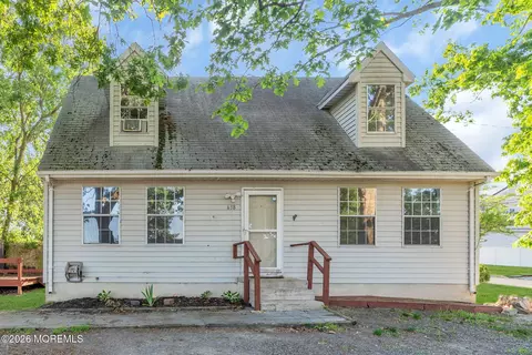 638 Demont St, Toms River, NJ 08753