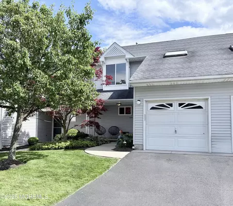1270 Holmes Ct, Neptune City, NJ 07753