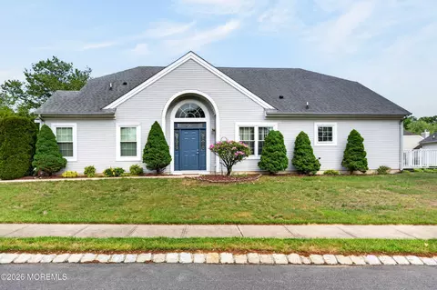 93 Drayton Rd, Manchester, NJ 08759