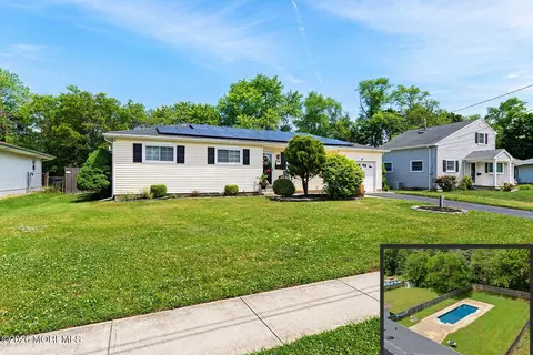114 Wynnewood Ct, Freehold, NJ 07728