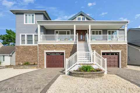 1847 Monitor Dr, Toms River, NJ 08753