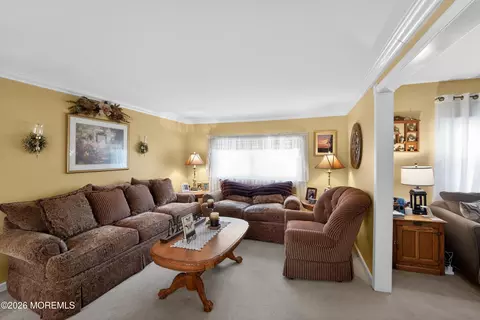 Living - 69 E Connecticut Concourse, Jackson, NJ 08527 photo 1 of 1