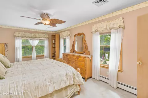 37 Maple Shade Ave E, Hamilton Square, NJ 08690 photo 18