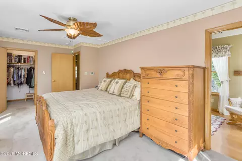 37 Maple Shade Ave E, Hamilton Square, NJ 08690 photo 19