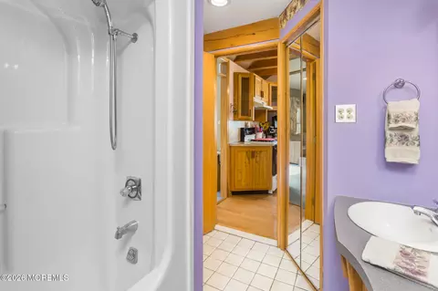 37 Maple Shade Ave E, Hamilton Square, NJ 08690 photo 27