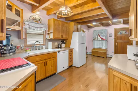 37 Maple Shade Ave E, Hamilton Square, NJ 08690 photo 7