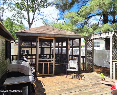 Exterior - 1210 Taylor Ln, Forked River, NJ 08731 photo 5 of 7