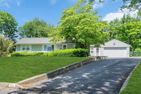 30 Richard Ter, Red Bank, NJ 07701