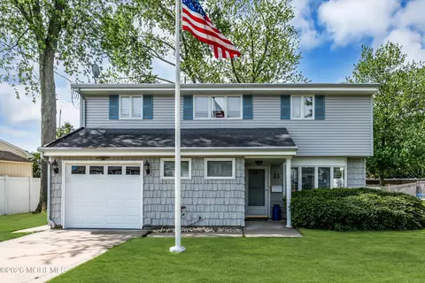 23 Albert Dr, Old Bridge, NJ 08857