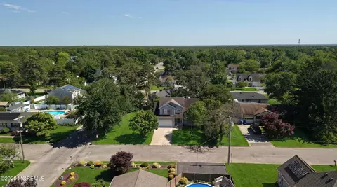 1240 8th Ave, Toms River, NJ 08757