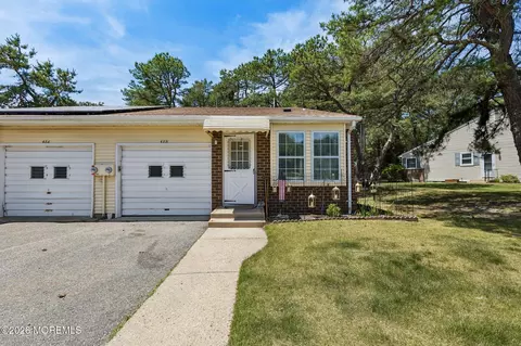 48 Milford Ave # B, Whiting, NJ 08759