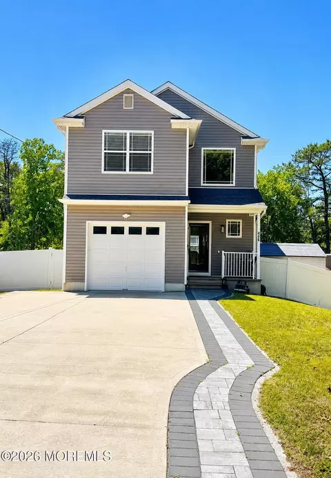 406 Nixon Ave, Bayville, NJ 08721