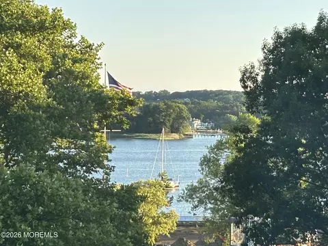 11 Wharf Ave #3, Red Bank, NJ 07701