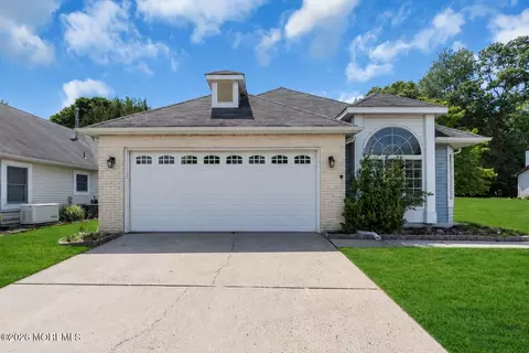 1417 Burr Oak Rd, Toms River, NJ 08755