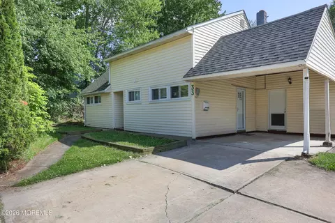 33 Pine Tree Rd, Old Bridge, NJ 08857