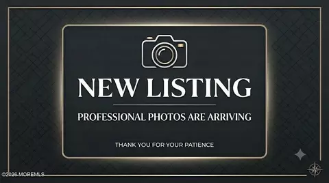 1040 Hillside Dr, North Brunswick, NJ 08902