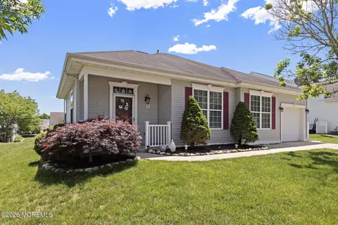 15 Seagull Dr, Little Egg Harbor, NJ 08087