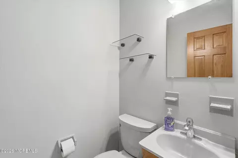 Bath - 79 Maxim Dr, Forked River, NJ 08731 photo 1 of 2