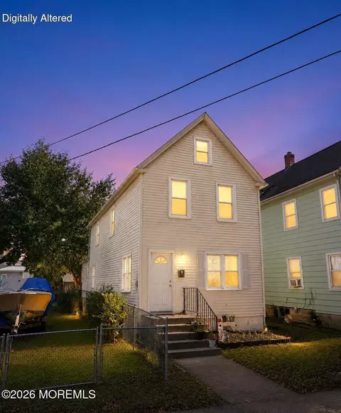 113 Maple Ave, Westville, NJ 08093