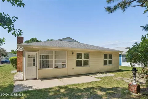 Exterior - 2 Thames Pl, Brick, NJ 08723 photo 3 of 3