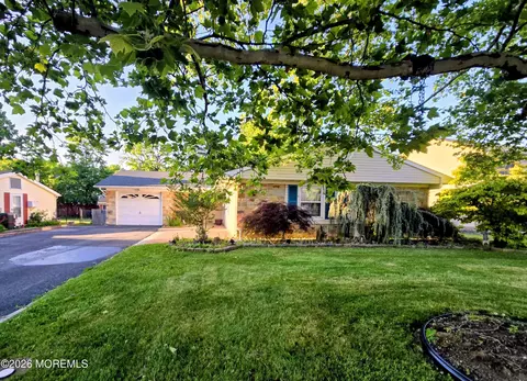 287 Church St, Aberdeen, NJ 07747