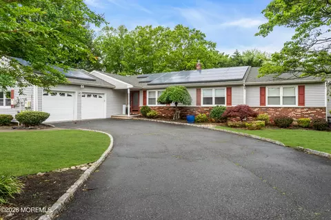 509 Transom Ct, Toms River, NJ 08753