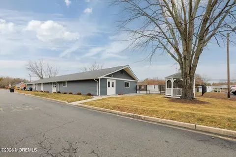 Exterior - 9 Alissa Ter, Jackson, NJ 08527 photo 2 of 4