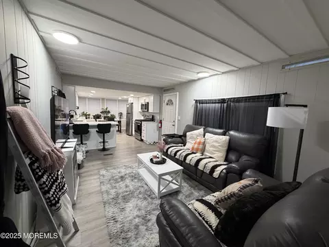 Living - 9 Alissa Ter, Jackson, NJ 08527 photo 1 of 3