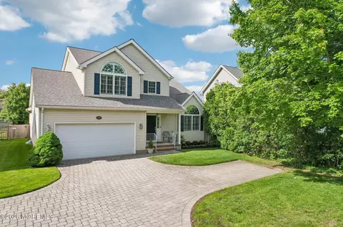 920 Allaire Rd, Spring Lake, NJ 07762