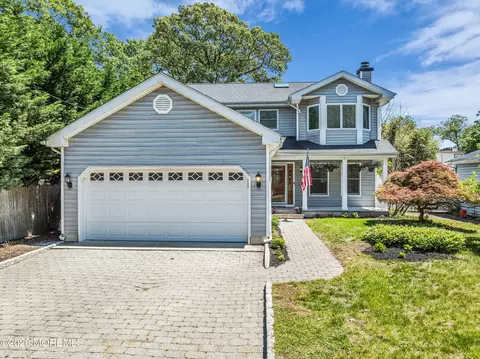 51 Venice Dr, Brick, NJ 08723