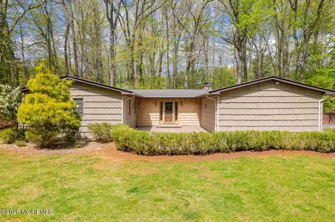 3 Cardinal Rd, Holmdel, NJ 07733