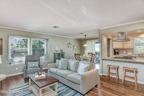606 Bay Ave #6, Point Pleasant Beach, NJ 08742