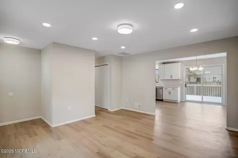 Living - 615 Beach Blvd, Forked River, NJ 08731 photo 2 of 4