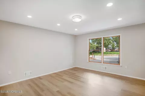Living - 615 Beach Blvd, Forked River, NJ 08731 photo 4 of 4