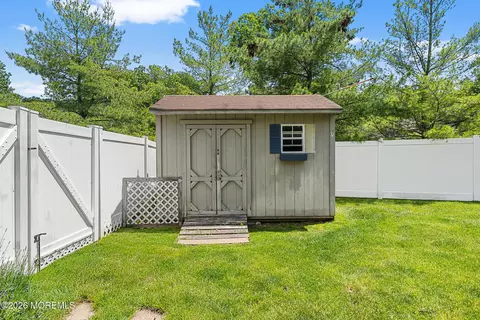 Exterior - 2 Namsan Dr, Monroe, NJ 08831 photo 15 of 16