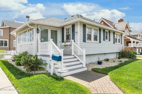 202 Lake Ave, Bay Head, NJ 08742