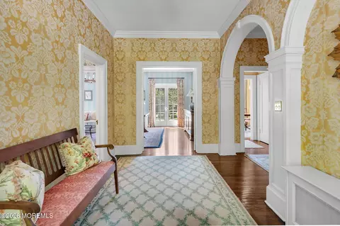 Entry Way - 83 Ridge Rd, Rumson, NJ 07760 photo 4 of 7