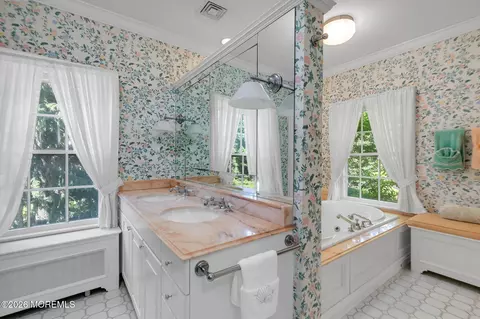 Bath - 83 Ridge Rd, Rumson, NJ 07760 photo 3 of 4
