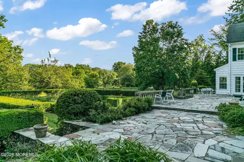 Exterior - 83 Ridge Rd, Rumson, NJ 07760 photo 4 of 13