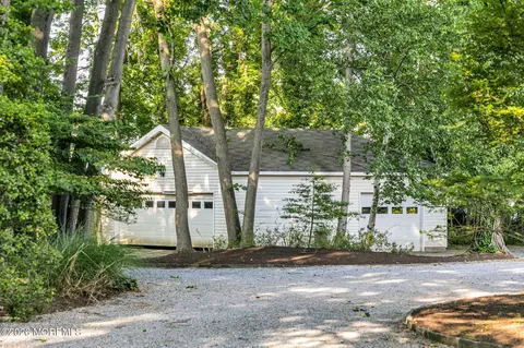 Exterior - 83 Ridge Rd, Rumson, NJ 07760 photo 11 of 13