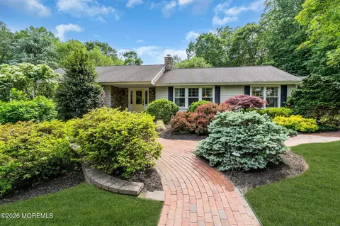 100 Borden Rd, Middletown, NJ 07748